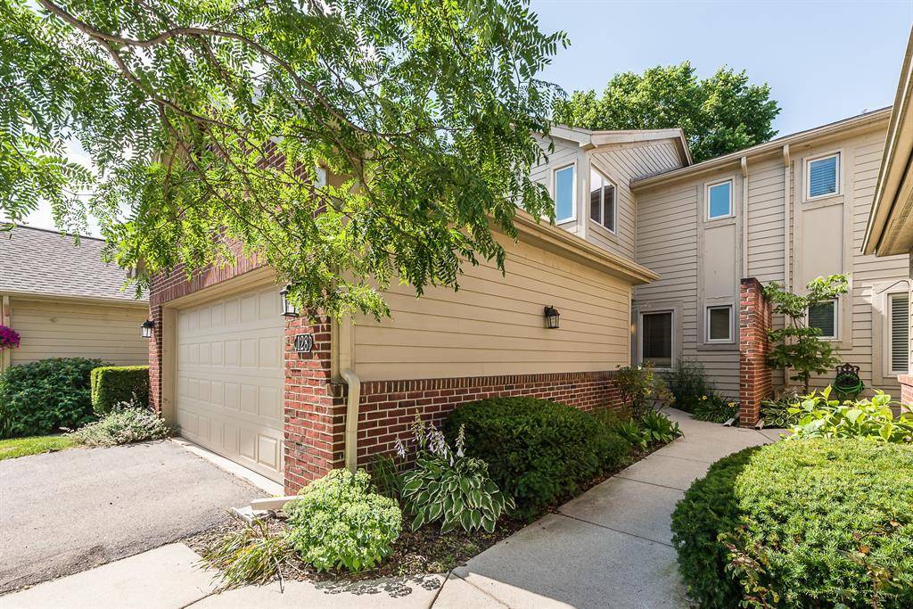 128 Ponds View Drive, Ann Arbor, MI 48103