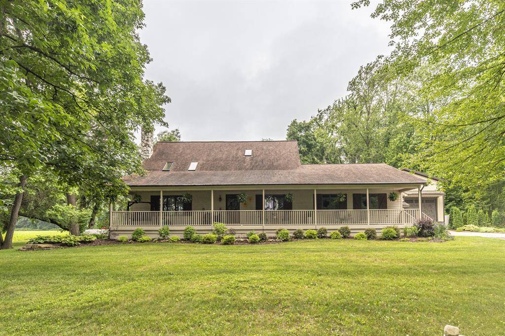 26899 S Hill, Lyon Twp, MI 48165