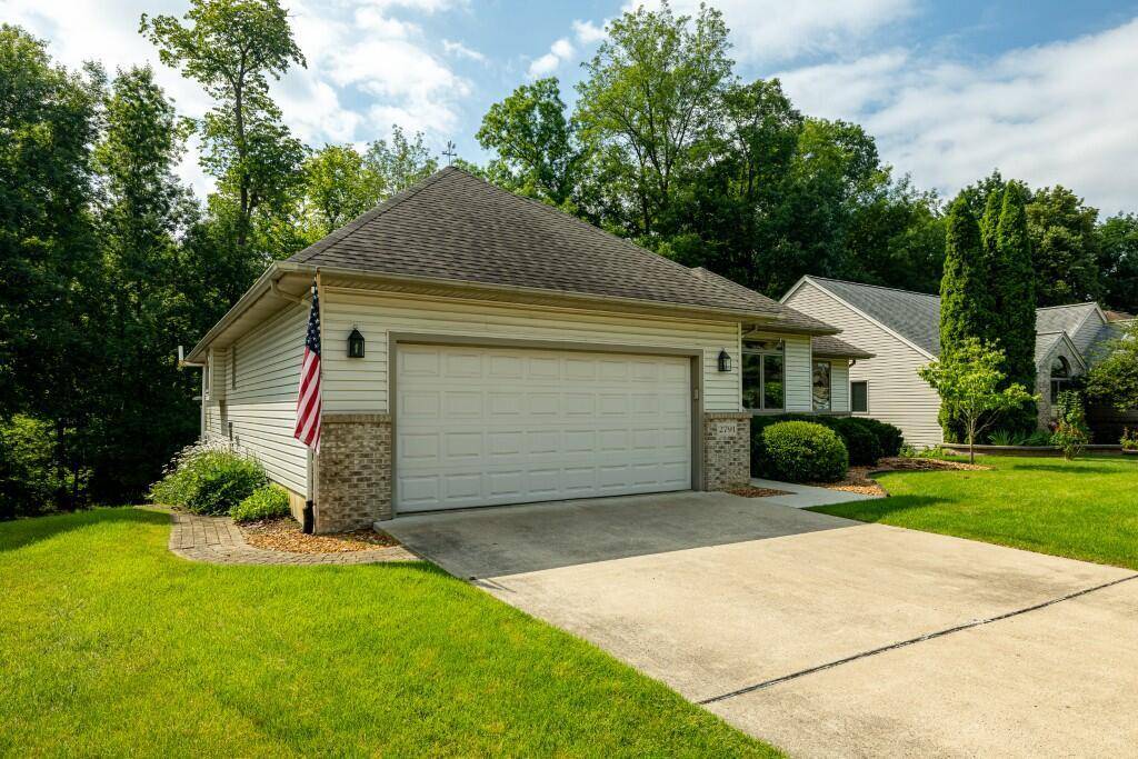 Saline, MI 48176,2791 Hawthorne Way 96