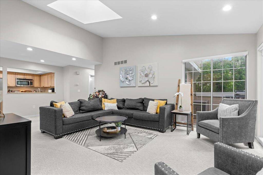 West Bloomfield Twp, MI 48322,6607 Bellows Court