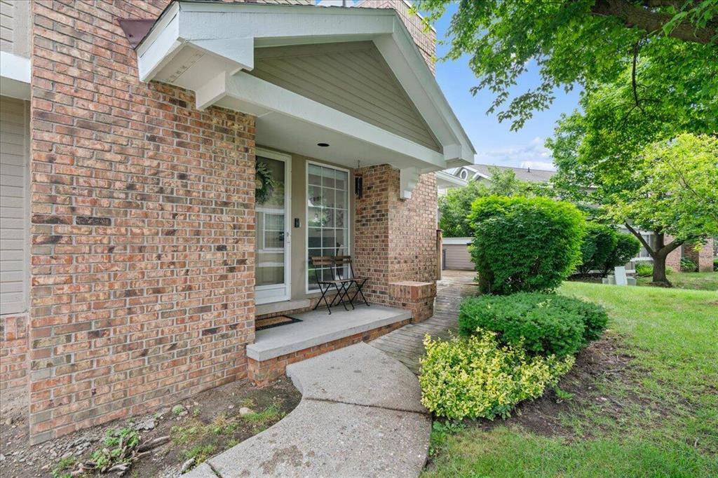 6607 Bellows Court, West Bloomfield Twp, MI 48322