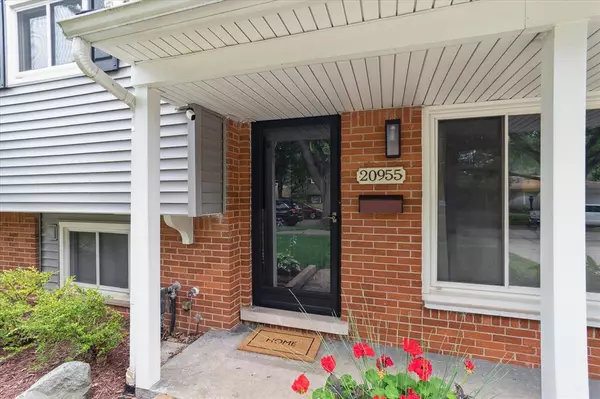 Farmington, MI 48336,20955 Robinwood Street