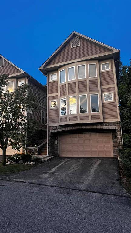 217 Old Creek Drive, Saline, MI 48176
