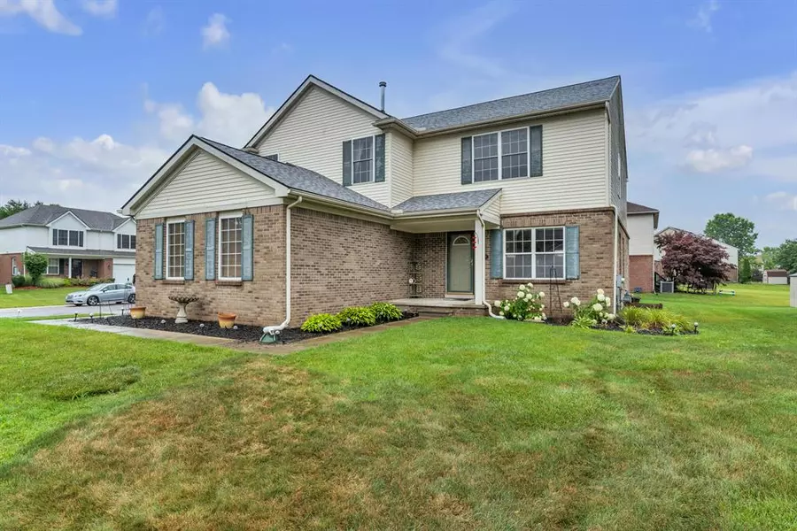 13047 Cumberland Court, Van Buren Twp, MI 48111