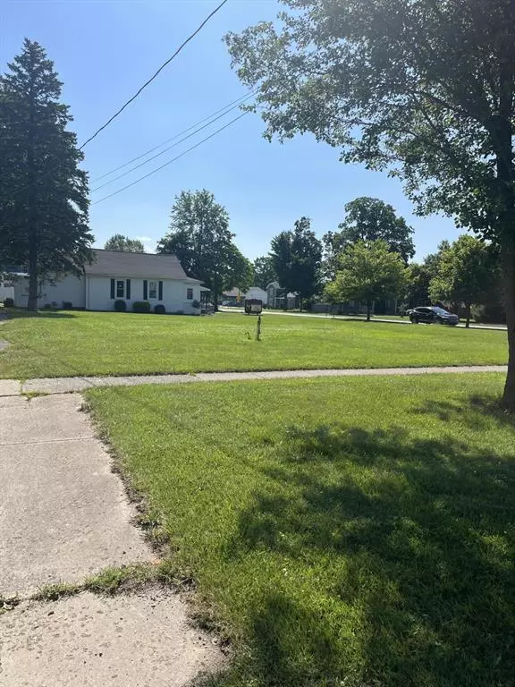 Tecumseh, MI 49286,102 N Maumee