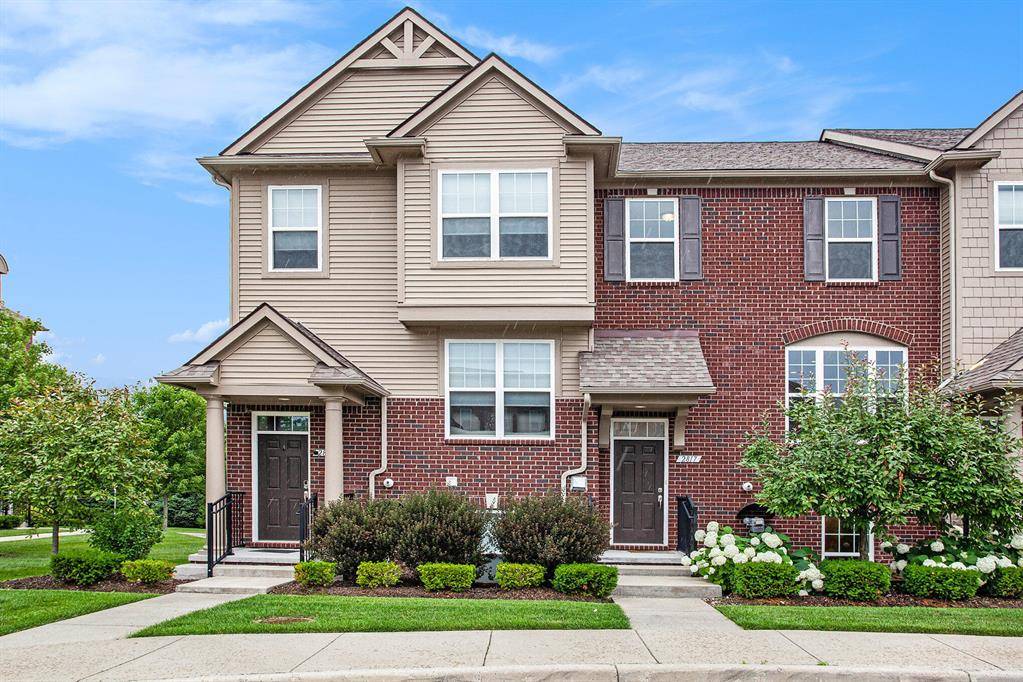 2817 Hartwick Drive, Rochester Hills, MI 48307