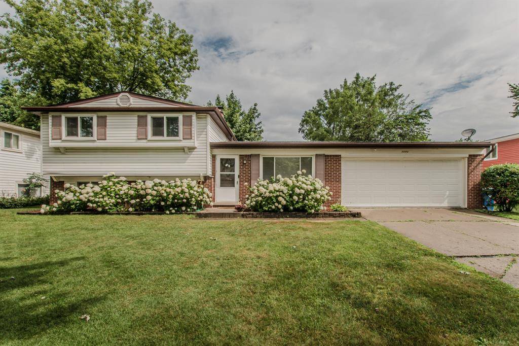 5840 Pontiac Lake Road, Waterford Twp, MI 48327