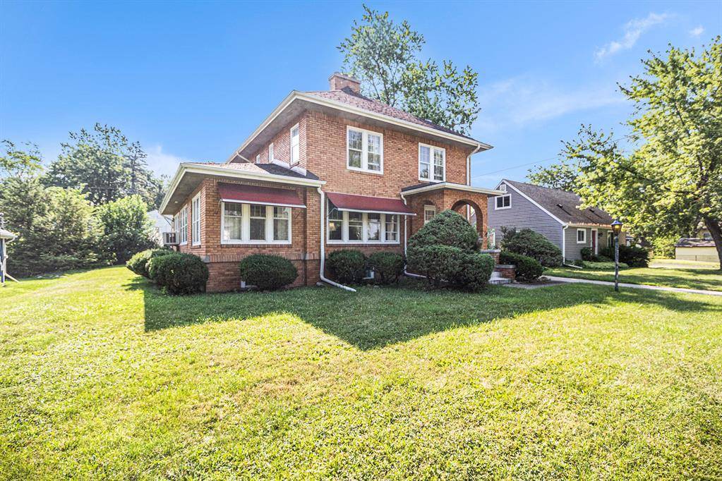 Ann Arbor, MI 48104,2551 Elmwood Avenue