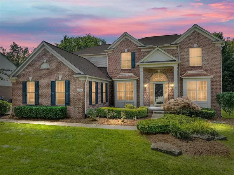 1700 Covington Woods Lane, Lake Orion Twp, MI 48360