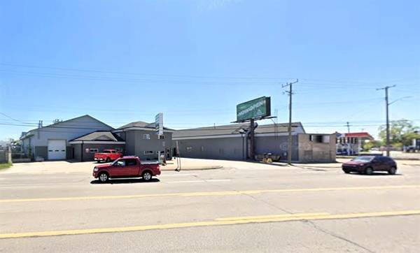 29100 Groesbeck Highway, Roseville, MI 48066