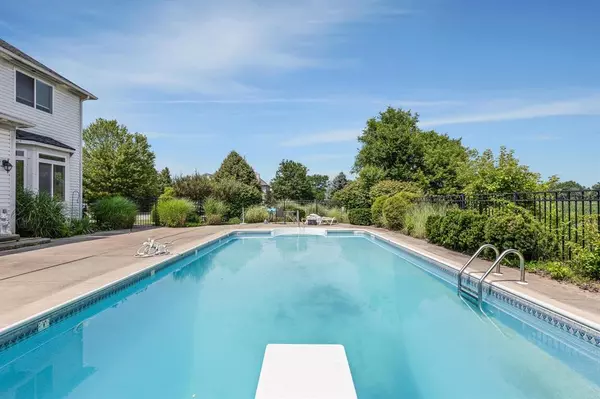 Chelsea, MI 48118,1332 Auston Lane