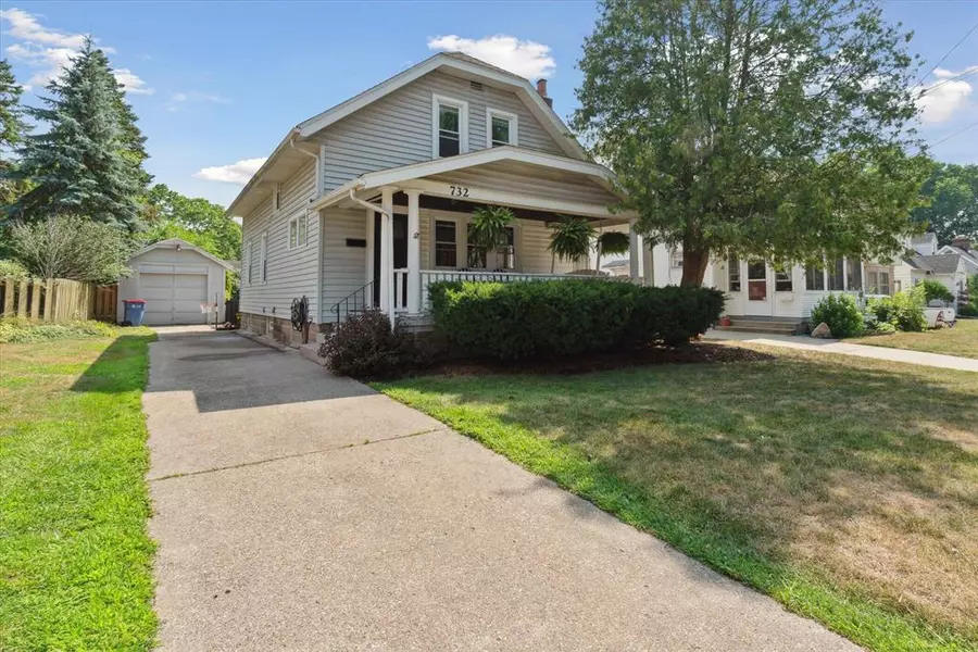 732 Ottillia Street SE, Grand Rapids Twp, MI 49507
