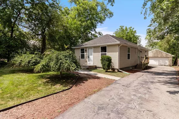 Ypsilanti Twp, MI 48198,1115 Parkwood Avenue