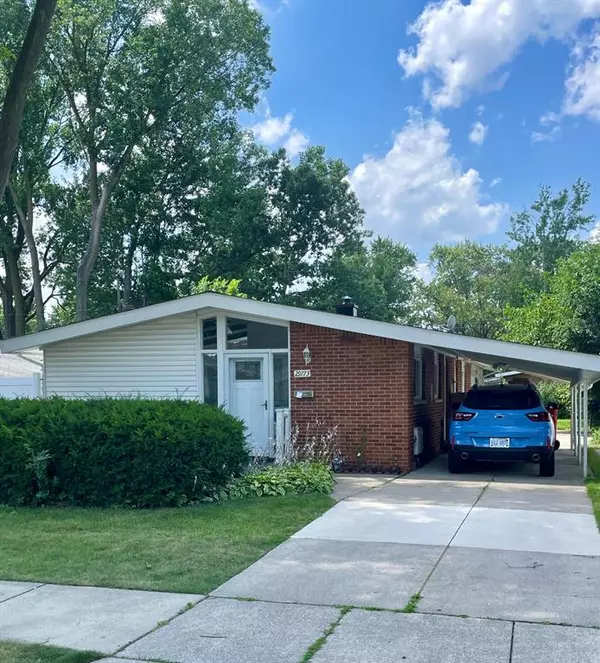Southfield, MI 48076,29773 Fairfax Street