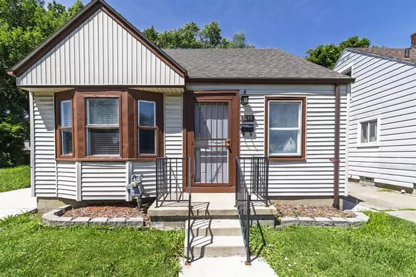 Detroit, MI 48228,8249 Robson