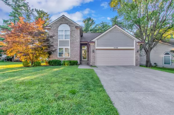 23188 Potomac Circle, Farmington Hills, MI 48335