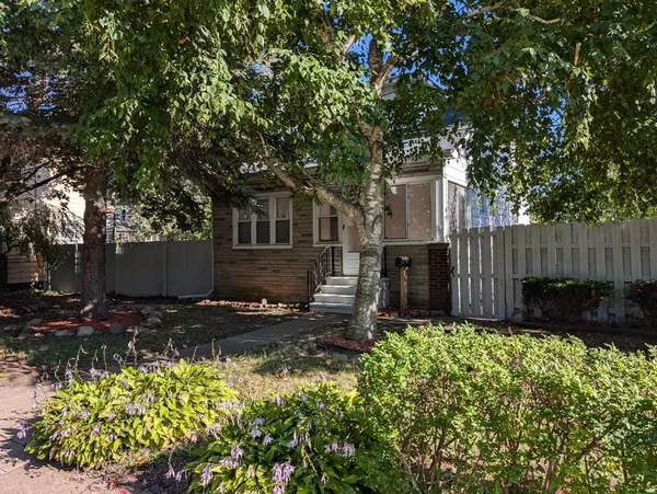 40 W BENSON Street, Ecorse, MI 48229