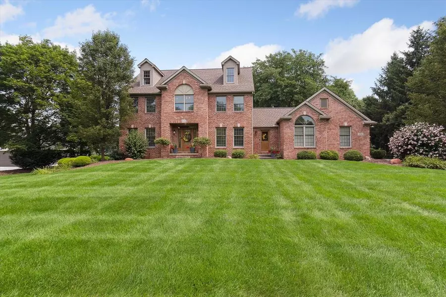 9559 Sherwood Drive, York Twp, MI 48176