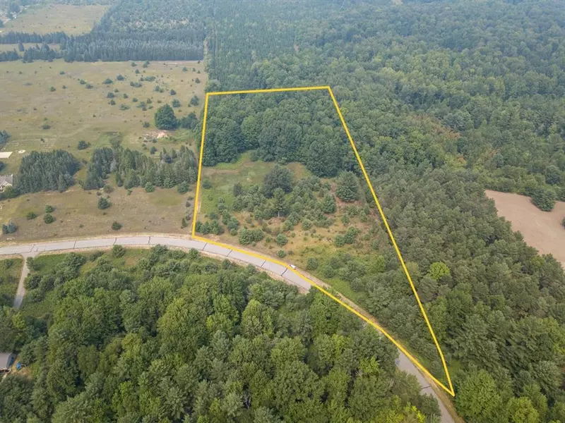 323 Blue Heron Drive SE, Kalkaska Twp, MI 49646