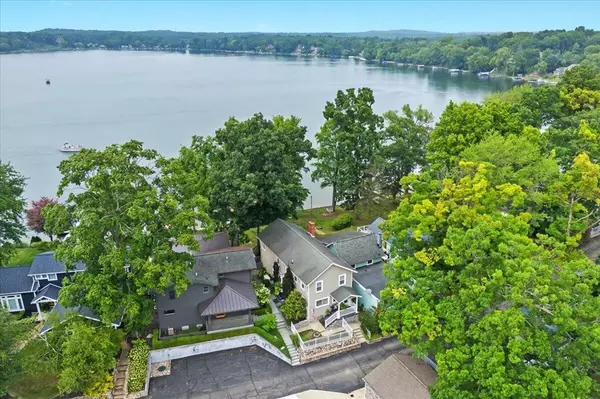 72 Cavanaugh Lake Road, Sylvan Twp, MI 48118