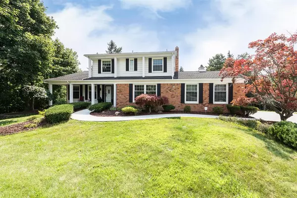 Farmington, MI 48335,35615 Briar Ridge Lane