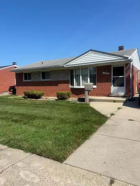 33206 Barrington Street, Westland, MI 48186