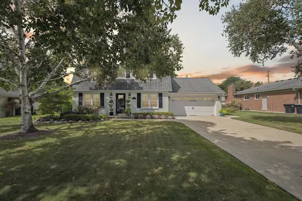 17751 Golfview Street, Livonia, MI 48152