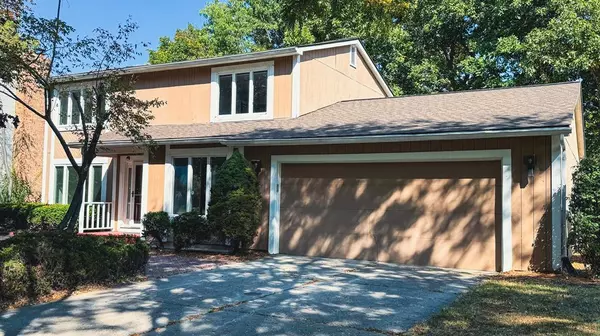 Ann Arbor, MI 48105,1220 Severn Court