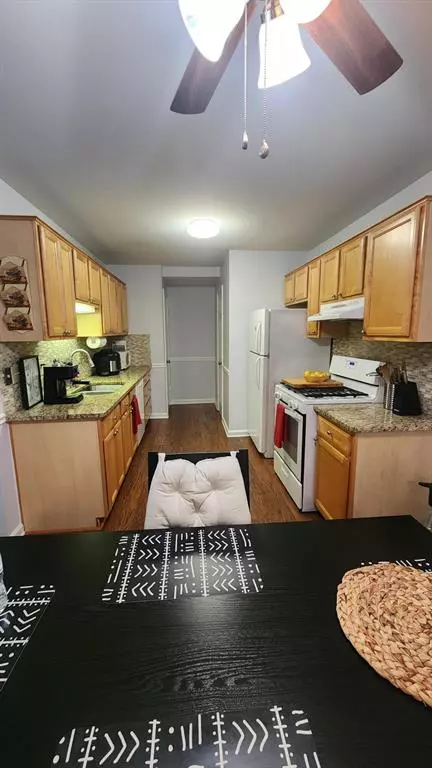 Westland, MI 48185,37674 Colonial Drive S