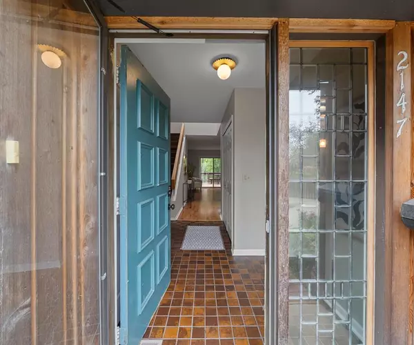 Ann Arbor, MI 48103,2147 Pauline Court