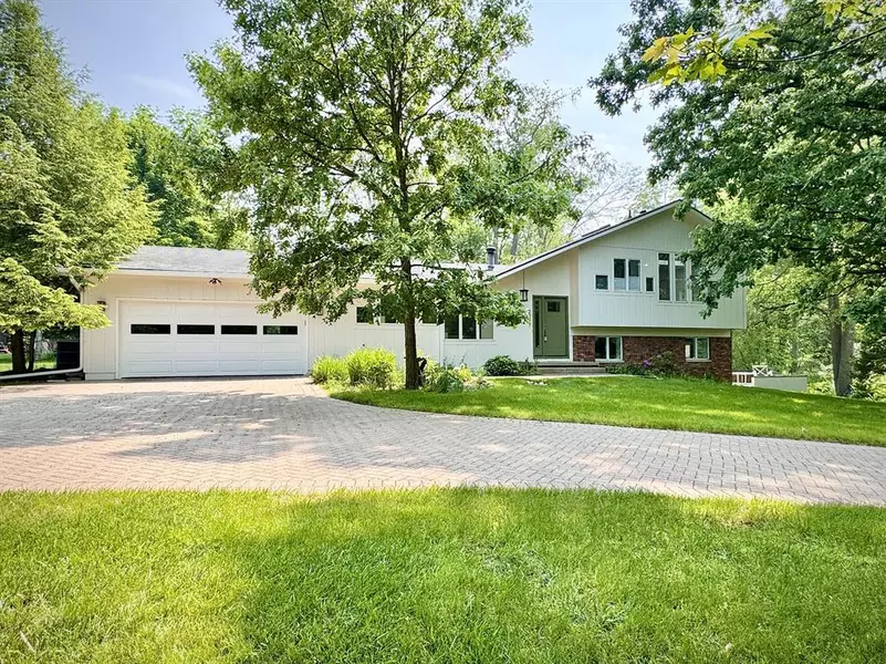 2277 W Huron River Drive, Ann Arbor Twp, MI 48103