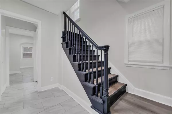 Detroit, MI 48227,15213 Mettetal Street