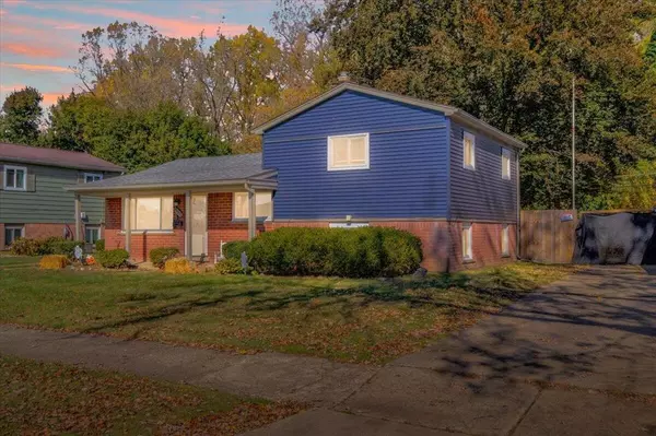 Westland, MI 48185,33312 Lynx Street