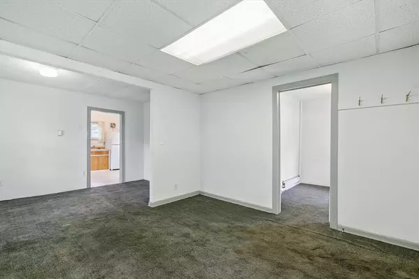 Livonia, MI 48152,19435 Inkster Road