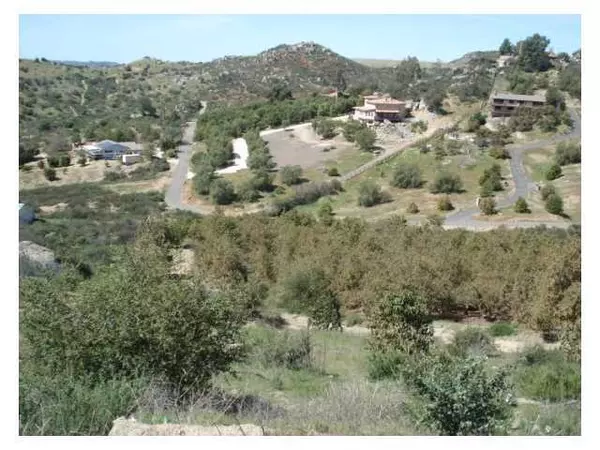 15435 Sierra Grande Road, Valley Center, CA 92082