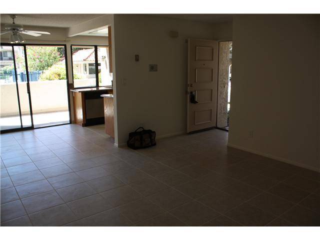 San Diego, CA 92126,8460 CAPRICORN Way #57