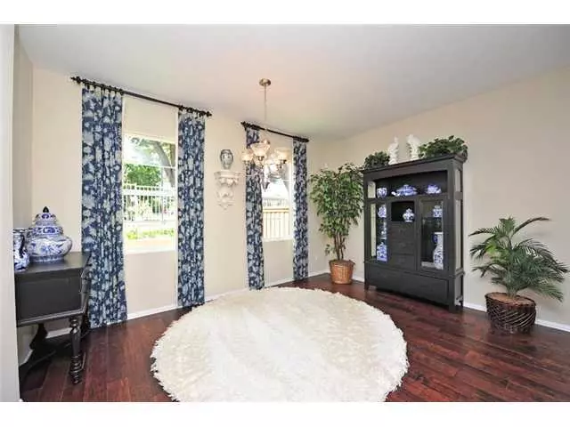 Vista, CA 92084,1347 Isabella Way