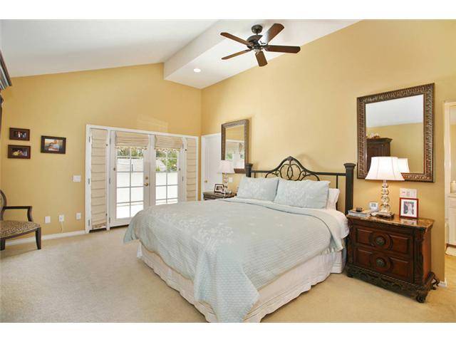 Poway, CA 92064,17232 CLIQUOT Court