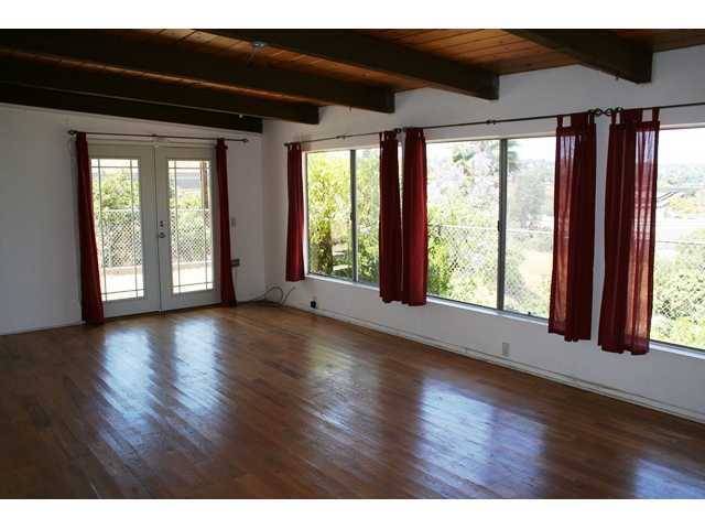 Spring Valley, CA 91977,8894 Leigh Avenue