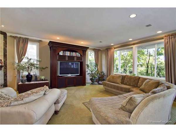 La Jolla, CA 92037,6055 Hillpointe