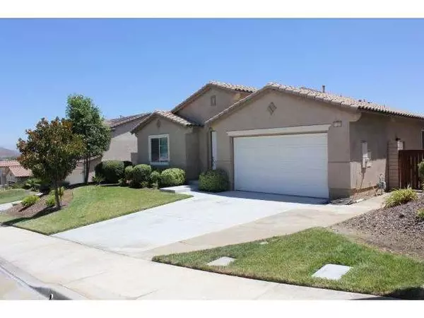 31250 E Pointe Court, Menifee, CA 92584