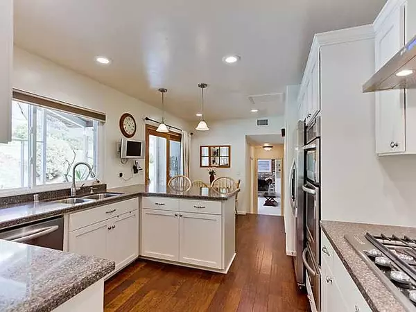 Poway, CA 92064,16550 Orchard Bend Road