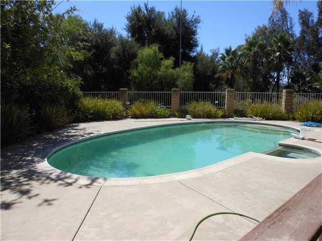 Ramona, CA 92065,995 N Lamar Street