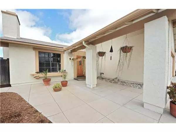 Oceanside, CA 92058,3784 Nectarine Circle