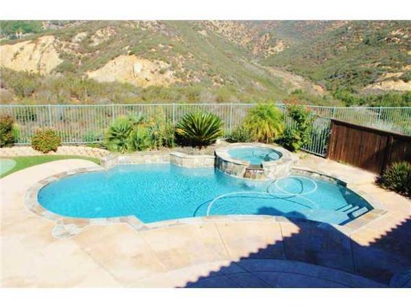 San Marcos, CA 92078,1672 Sagewood Way