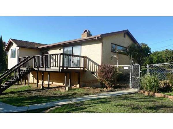 Fallbrook, CA 92028,245 Shetland Way