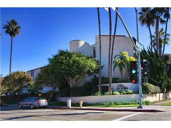 La Jolla, CA 92037,6455 La Jolla Boulevard #309