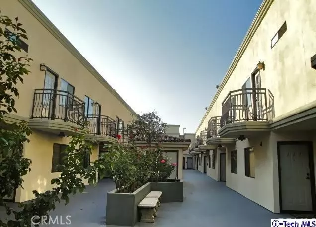 Sun Valley, CA 91352,10894 Olinda ST #115