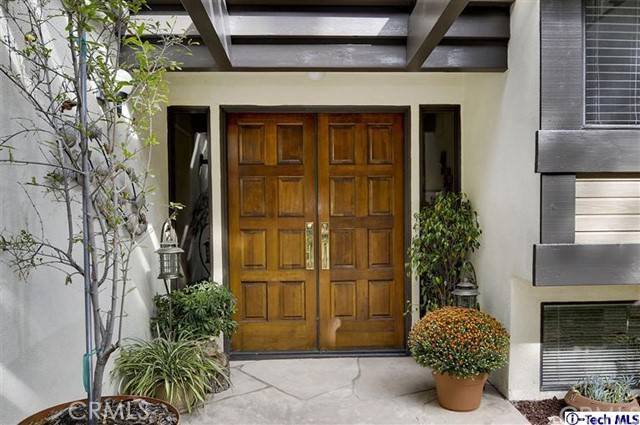 3000 Edmonton RD, Glendale, CA 91206