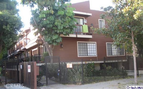 Sherman Oaks, CA 91423,5021 Tilden #5